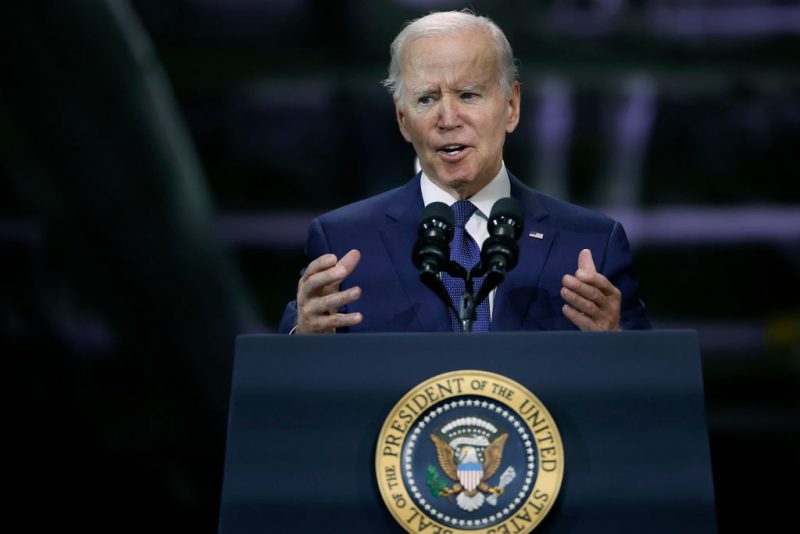 HAGERSTOWN, MARYLAND - OCTOBER 07: U.S. President Joe Biden delivers remarks about the economy after touring Volvo Group Powertrain on October 07, 2022 in Hagerstown, Maryland. Biden highlighted his administration's efforts on 