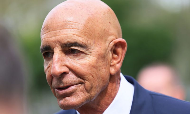 NEW YORK, NEW YORK - SEPTEMBER 19: Tom Barrack, a former advisor to former president Donald Trump, leaves U.S. District Court for the Eastern District of New York in a short recess during jury selection for his trial on September 19, 2022 in the Brooklyn borough of New York City. (Photo by Michael M. Santiago/Getty Images)