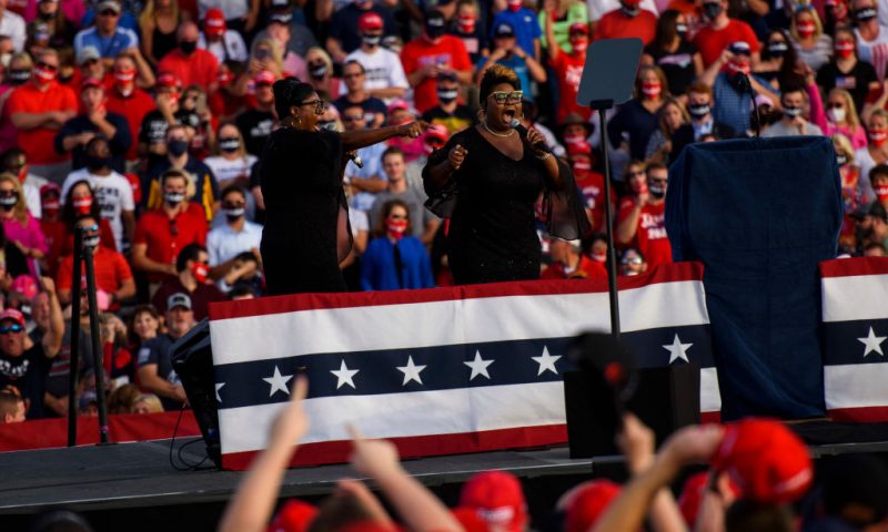 North Carolina personalities Diamond and Silk warm up the crowd before remarks by President Donald Trump on October 21, 2020 in Gastonia, North Carolina. (Photo by Melissa Sue Gerrits/Getty Images)
