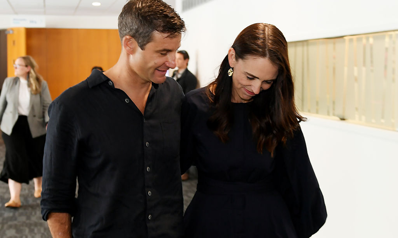 New Zealand Prime Minister Jacinda Ardern and partner Clarke Gayford leave after she announces her resignation at the War Memorial Centre on January 19, 2023 in Napier, New Zealand. (Photo by Kerry Marshall/Getty Images)