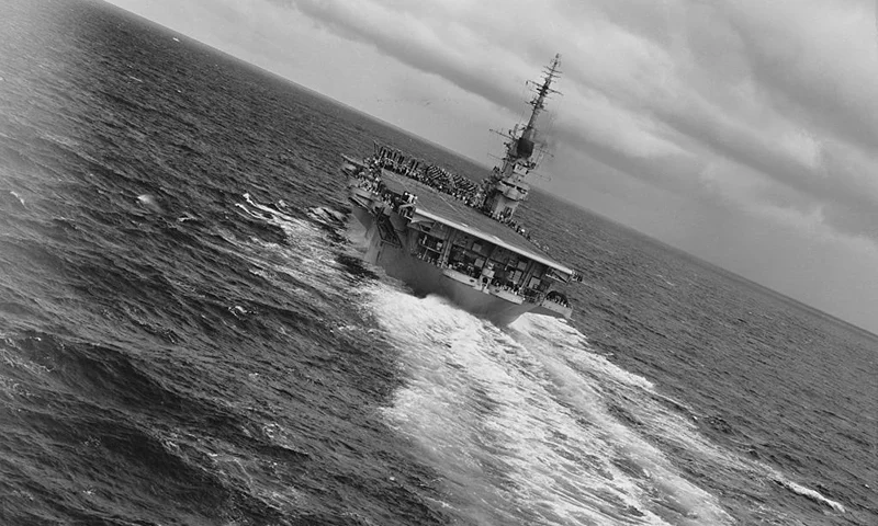 American Navy aircraft carrier USS Essex (CV-9) which participated in WWII and the Korean War, 16th November 1954. (Photo by Official Navy Photo/Keystone/Getty Images)