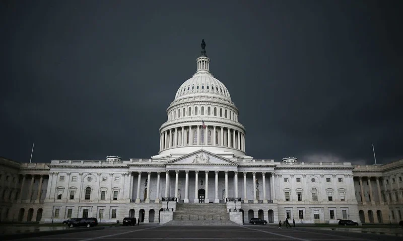 WASHINGTON, DC - JUNE 13: Storm clouds fill the sky over the U.S. Capitol Building, June 13, 2013 in Washington, DC. Potentially damaging storms are forecasted to hit parts of the east coast with potential for causing power wide spread outages. (Photo by Mark Wilson/Getty Images)