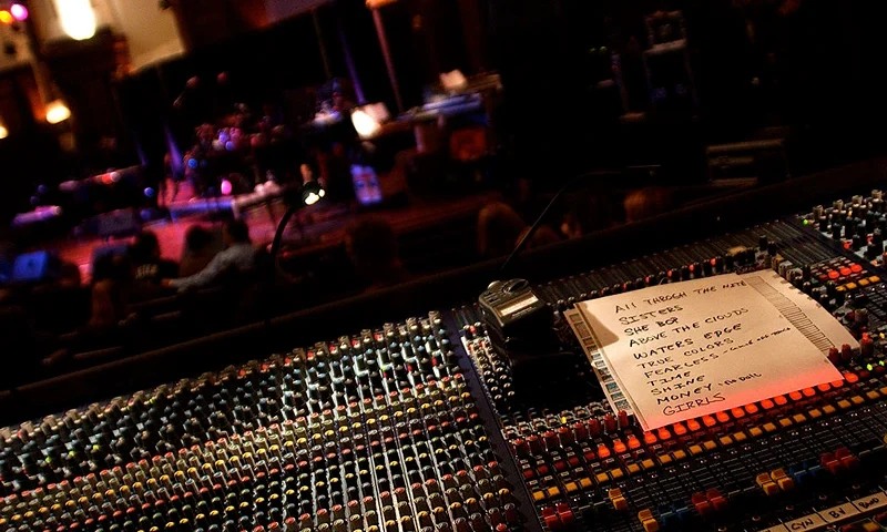 The set list and sound board before Cindy Lauper performs at the New York Society for Ethical Culture on November 8, 2005 in New York City. (Photo by Andrew H. Walker/Getty Images)