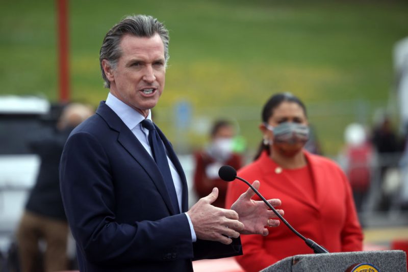 Gavin Newsom Ends COVID Mandate Without Fanfare – One America News Network