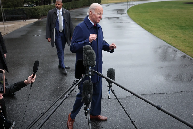 Biden turns away from reporters after COVID question – One America News Network