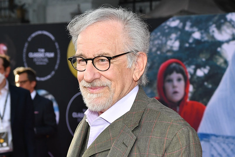 Spielberg says he regrets editing guns out of ‘ET’, pandering to ‘today’s standards’
