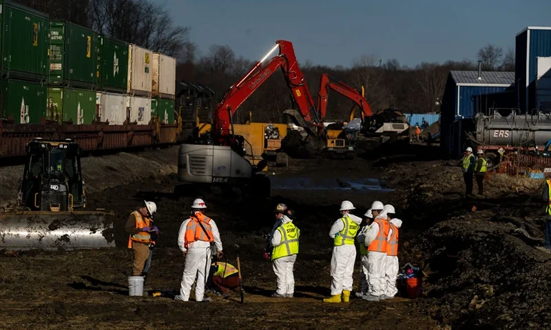 EAST PALESTINE, OH - MARCH 09: Ohio EPA and EPA contractors collect soil and air samples from the derailment site on March 9, 2023 in East Palestine, Ohio. Cleanup efforts continue after a Norfolk Southern train carrying toxic chemicals derailed causing an environmental disaster. Thousands of residents were ordered to evacuate after the area was placed under a state of emergency and temporary evacuation orders. (Photo by Michael Swensen/Getty Images)