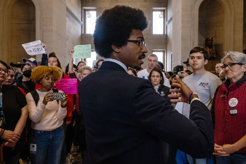 Democratic state Rep. Justin Pearson (R) of Memphis speaks with supporters after being expelled from the state Legislature on April 6, 2023 in Nashville, Tennessee. Pearson and fellow Democratic Reps. Gloria Johnson of Knoxville and Justin Jones of Nashville were brought up for expulsion for leading chants of protesters from the floor in the wake of a mass shooting at a Christian school in which three 9-year-old students and three adults were killed by a 28-year-old former student of the school on March 27. Pearson and Jones, who is also Black, were expelled while the vote against Johnson, who is white, fell one vote short. (Photo by Seth Herald/Getty Images)