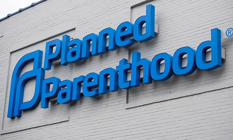 The logo of Planned Parenthood is seen outside the Planned Parenthood Reproductive Health Services Center in St. Louis, Missouri, May 30, 2019, the last location in the state performing abortions. - A US court weighed the fate of the last abortion clinic in Missouri on May 30, with the state hours away from becoming the first in 45 years to no longer offer the procedure amid a nationwide push to curtail access to abortion. (Photo by SAUL LOEB/AFP via Getty Images)
