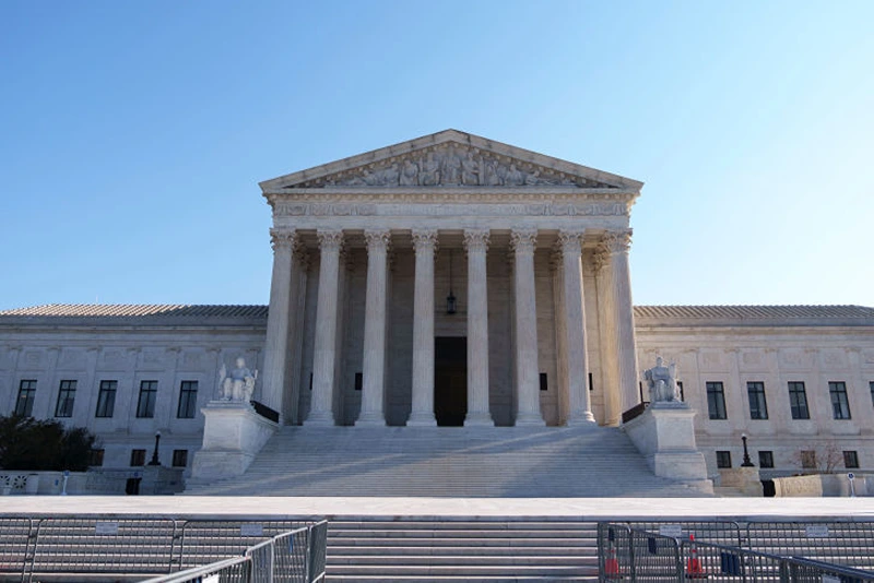 The U.S. Supreme Court building is seen January 24, 2022 in Washington, DC. The Supreme Court released orders, including agreeing to hear a case related to race-based affirmative action in college admissions programs at Harvard University and the University of North Carolina. (Photo by Drew Angerer/Getty Images)