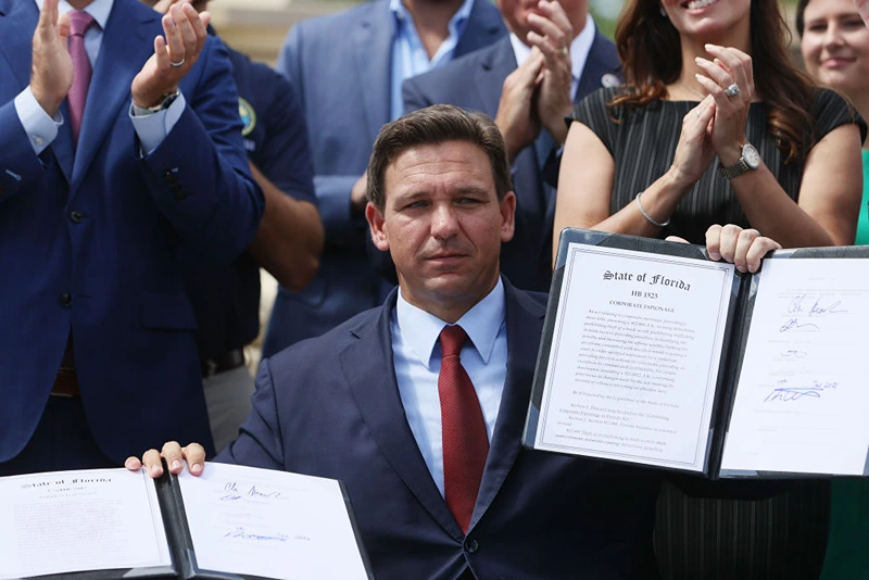 DeSantis prohibits digital currency from central bank.