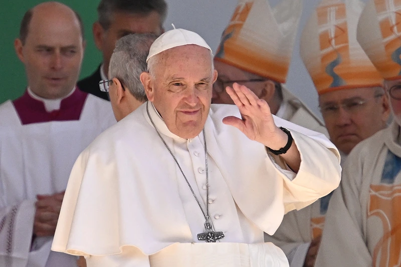 Vatican is involved in a secret Ukraine peace ‘mission’, the Pope claims