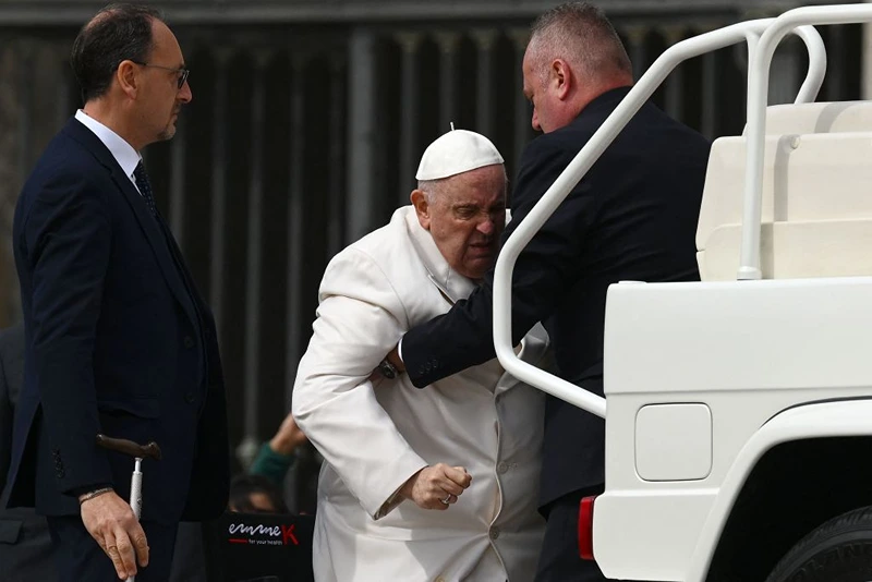 Pope Francis completes abdominal surgery without complications – One America News Network