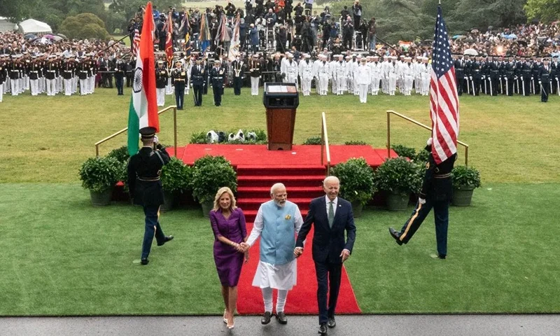 US President Joe Biden (R), US First Lady Jill Biden (L) and India's Prime Minister Narendra Modi leave the South Lawn after the welcome ceremony at the White House in Washington, DC, on June 22, 2023. (Photo by Andrew Caballero-Reynolds / AFP) (Photo by ANDREW CABALLERO-REYNOLDS/AFP via Getty Images)