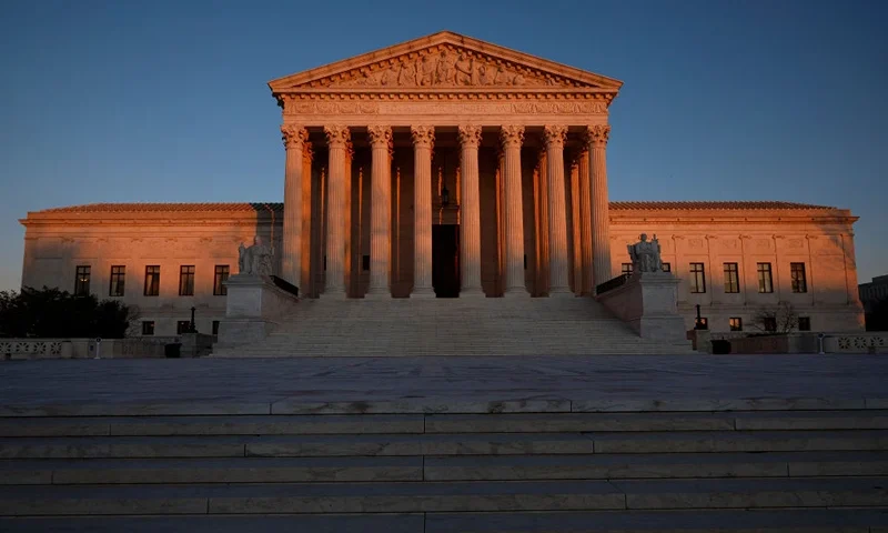 WASHINGTON, DC - JANUARY 26: The U.S. Supreme Court building on the day it was reported that Associate Justice Stephen Breyer would soon retire on January 26, 2022 in Washington, DC. Appointed by President Bill Clinton, Breyer has been on the court since 1994. His retirement creates an opportunity for President Joe Biden, who has promised to nominate a Black woman for his first pick to the highest court in the country. (Photo by Chip Somodevilla/Getty Images)