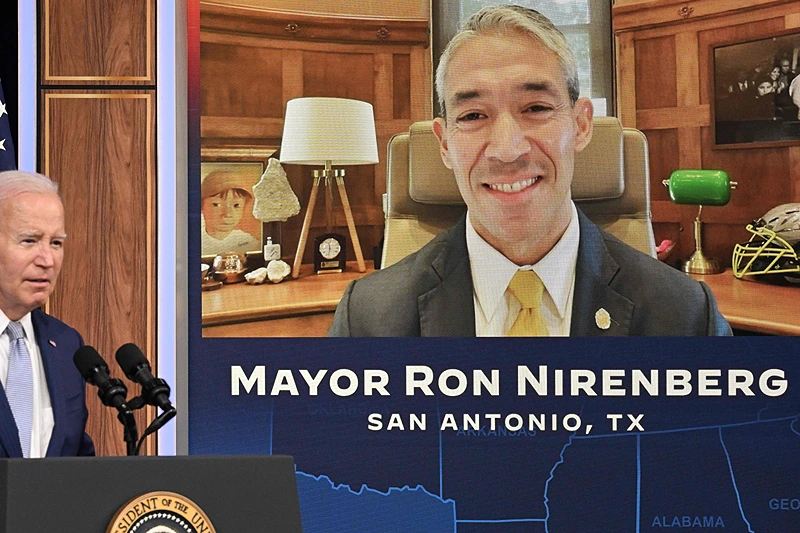 San Antonio Mayor faults Texas Legislature for scorching weather.