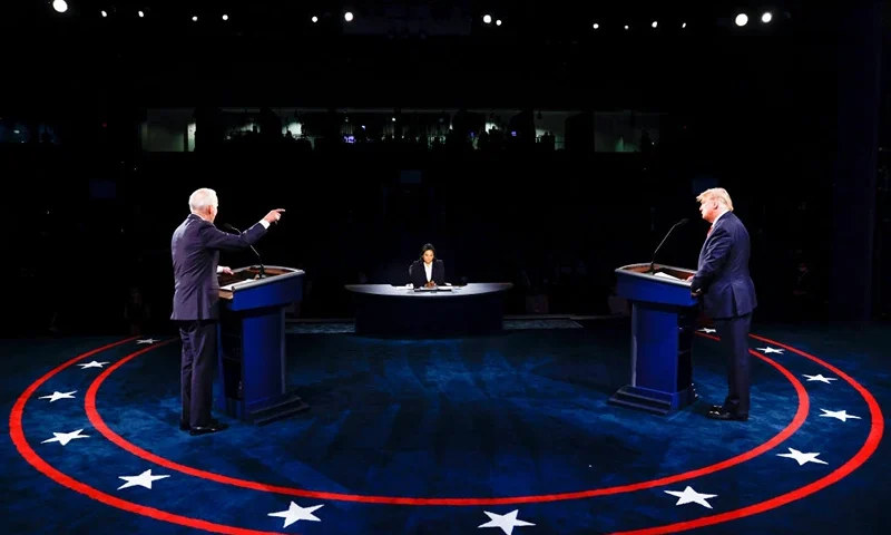 NASHVILLE, TENNESSEE - OCTOBER 22: U.S. President Donald Trump and Democratic presidential nominee Joe Biden participate in the final presidential debate at Belmont University on October 22, 2020 in Nashville, Tennessee. This is the last debate between the two candidates before the November 3 election. (Photo by Jim Bourg-Pool/Getty Images)