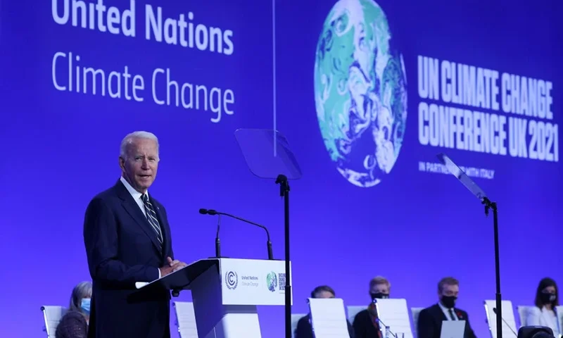 GLASGOW, SCOTLAND - NOVEMBER 01: U.S. President Joe Biden speaks during the opening ceremony of the UN Climate Change Conference COP26 at SECC on November 1, 2021 in Glasgow, United Kingdom. World Leaders attending COP26 are under pressure to agree measures to deliver on emission reduction targets that will lead the world to net-zero by 2050. Other goals of the summit are adapting to protect communities and natural habitats, mobilising $100billion in climate finance per year and get countries working together to meet the challenges of the climate crisis. (Photo by Yves Herman - WPA Pool/Getty Images)