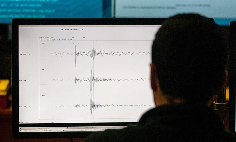 A technician of the National Seismological Center (CSN) of the University of Chile, organization in charge of monitoring the seismic activity in the Chilean territory, works in Santiago, August 4, 2017. Chile has put the San Ramon geological fault capable of destroying the eastern zone of Santiago- under vigilance to try to figure out how this potentially elevated seismic source behaves. (Photo by CHRISTIAN MIRANDA / AFP) / TO GO WITH AFP STORY BY GIOVANNA FLEITAS (Photo by CHRISTIAN MIRANDA/AFP via Getty Images)
