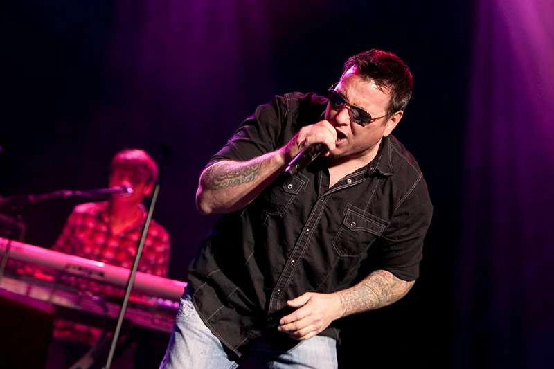 2nd Annual Grand Slam Charity Jam - Inside
MILWAUKEE, WI - MARCH 10: Steve Harwell of Smash Mouth performs at the 2nd annual Grand Slam Charity Jam at the Potawatomi Bingo Casino on March 10, 2012 in Milwaukee, Wisconsin. (Photo by Mike McGinnis/Getty Images)