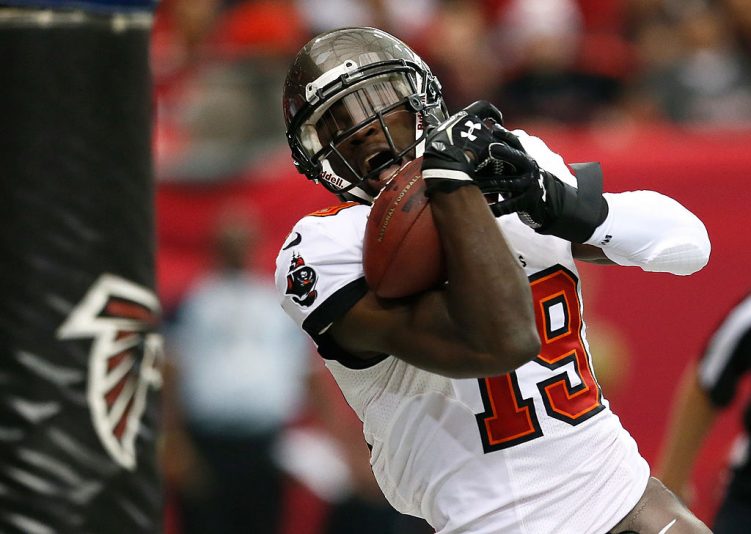 ATLANTA, GA - DECEMBER 30: Mike Williams #19 of the Tampa Bay Buccaneers pulls in this touchdown reception against the Atlanta Falcons at Georgia Dome on December 30, 2012 in Atlanta, Georgia. (Photo by Kevin C. Cox/Getty Images)