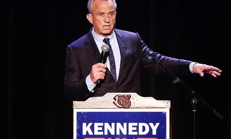 Presidential Candidate Robert F. Kennedy, Jr. Celebrates Hispanic Heritage Month In Los Angeles LOS ANGELES, CALIFORNIA - SEPTEMBER 15: Democratic presidential candidate Robert F. Kennedy Jr. speaks at a Hispanic Heritage Month event at Wilshire Ebell Theatre on September 15, 2023 in Los Angeles, California. The 69-year-old Democrat is challenging President Biden in a long shot bid in the 2024 presidential race. (Photo by Mario Tama/Getty Images)