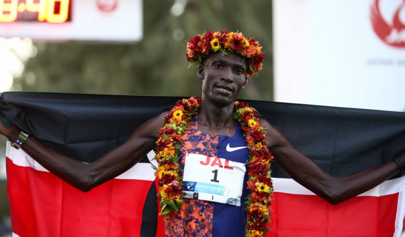Titus Ekiru of Keyna wins with an unofficial course record of 2:07:59 during the Honolulu Marathon 2019 on December 08, 2019 in Honolulu, Hawaii.