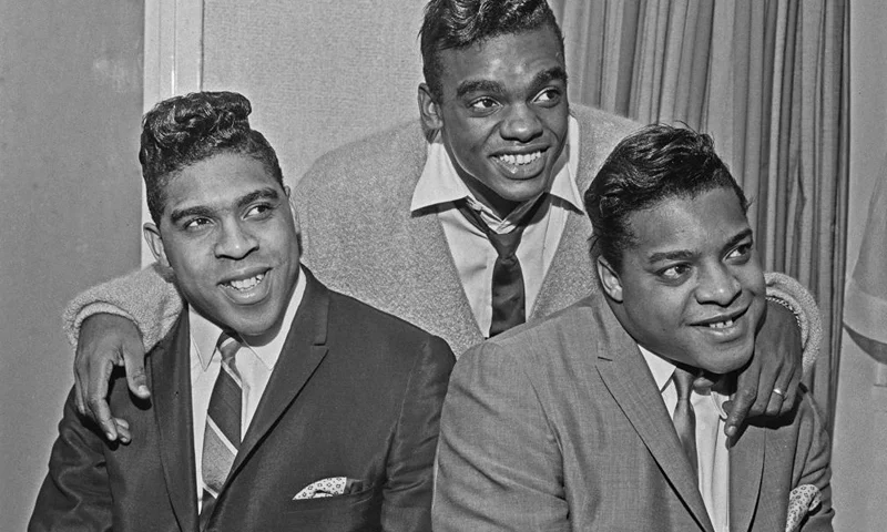 American vocal trio the Isley Brothers, UK, 24th October 1964. From left to right, they are brothers Rudolph Isley, Ronald Isley and O'Kelly Isley Jr. (Photo by Evening Standard/Hulton Archive/Getty Images)