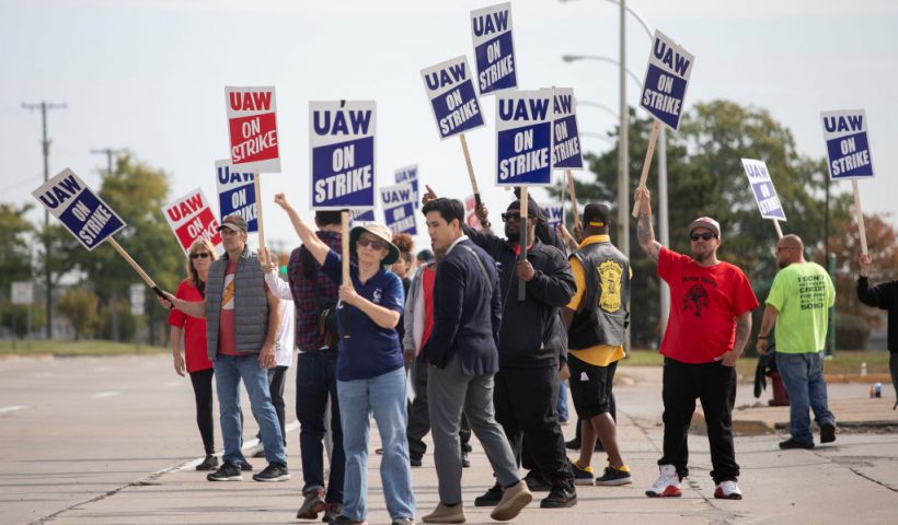 WAYNE, MICHIGAN - SEPTEMBER 16: United Auto Workers members strike at the Ford Michigan Assembly Plant on September 16, 2023 in Wayne, Michigan. This is the first time in history that the UAW is striking all three of the Big Three auto makers, Ford, General Motors, and Stellantis, at the same time. (Photo by Bill Pugliano/Getty Images)