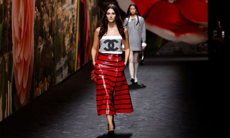 Model Vittoria Ceretti presents a creation by designer Virginie Viard as part of her Spring/Summer 2024 Women's ready-to-wear collection show for fashion house Chanel during Paris Fashion Week in Paris, France, October 3, 2023. REUTERS/Sarah Meyssonnier
