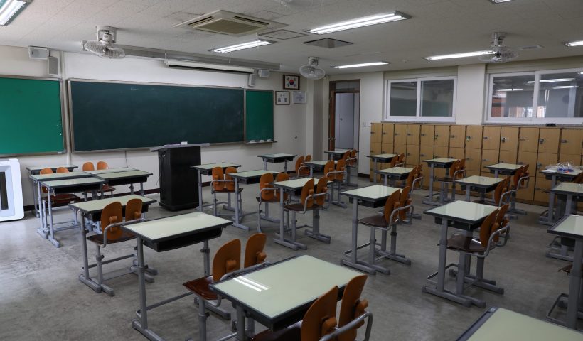 SEOUL, SOUTH KOREA - MAY 11: An empty classroom is seen ahead of school re-opening on May 11, 2020 in Seoul, South Korea. South Korea's education ministry announced plans to re-open schools starting from May 13, more than two months after schools were closed in a precautionary measure against the coronavirus. Coronavirus cases linked to clubs and bars in Seoul's multicultural district of Itaewon have jumped to 54, an official said Sunday, as South Korea struggles to stop the cluster infection from spreading further. According to the Korea Center for Disease Control and Prevention, 35 new cases were reported. The total number of infections in the nation tallies at 10,909. (Photo by Chung Sung-Jun/Getty Images)