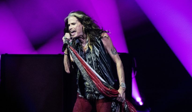 PHILADELPHIA, PENNSYLVANIA - SEPTEMBER 02: Steven Tyler of Aerosmith performs live on stage at the Wells Fargo Center on September 02, 2023 in Philadelphia, Pennsylvania. (Photo by Lisa Lake/Getty Images)