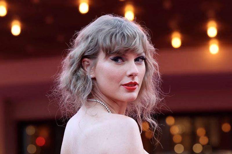 Taylor Swift attends a premiere for Taylor Swift: The Eras Tour in Los Angeles, California, U.S., October 11, 2023. REUTERS/Mario Anzuoni/File Photo