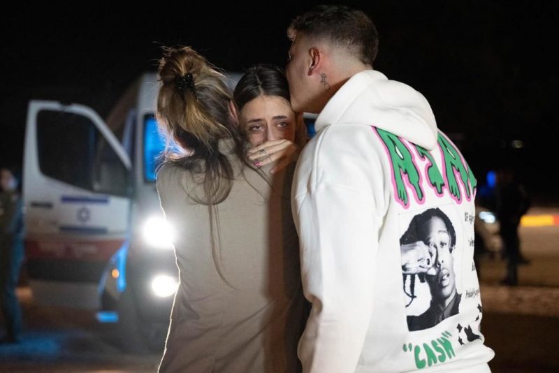 BE'ER SHEVA, ISRAEL - NOVEMBER 30: Mia Schem, a 21-year-old French-Israeli woman, is reunited with her family following 55 days in Hamas captivity on November 30, 2023 in Be'er Sheva, Israel. Israel and Hamas agreed to a further extension to a truce that has lasted nearly a week, which promised the release of more Israeli hostages held in Gaza, as well as the release of Palestinian prisoners held in Israeli jails. (Photo by GPO via Getty Images)
