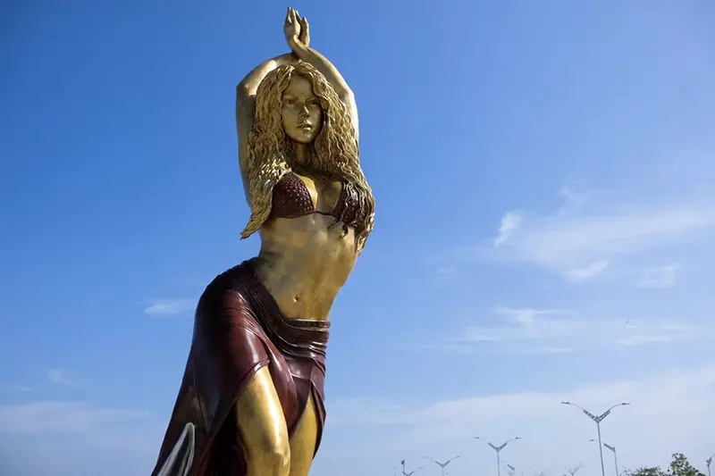 The statue of Colombian singer Shakira stands at the Gran Malecon de Barranquilla, in Barranquilla, Colombia December 27, 2023. REUTERS/Carlos Parra Rios
