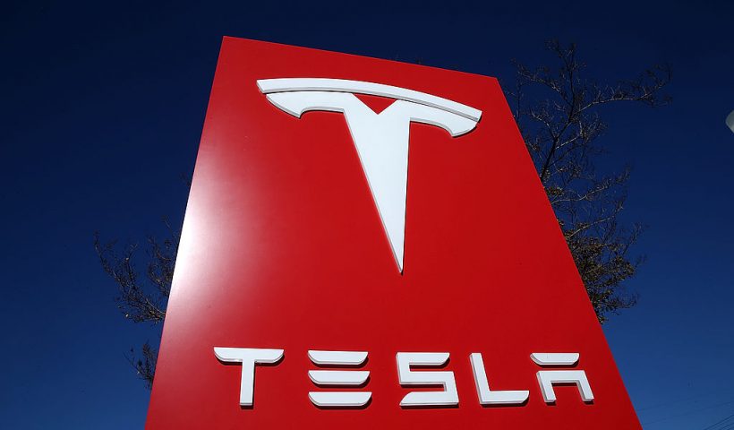 PALO ALTO, CA - NOVEMBER 05: A sign is posted at a Tesla showroom on November 5, 2013 in Palo Alto, California. (Photo by Justin Sullivan/Getty Images)