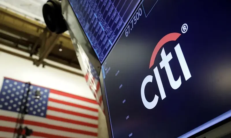 The logo for Citibank is seen on the trading floor at the New York Stock Exchange (NYSE) in Manhattan, New York City, U.S., August 3, 2021. REUTERS/Andrew Kelly/File Photo