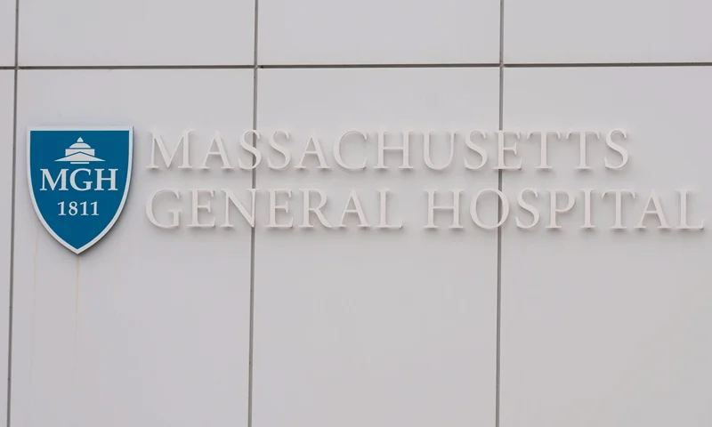 Sen. Ted Kennedy Diagnosed With Malignant Brain Tumor BOSTON - MAY 20: A sign for Massachusetts General Hospital adorns the hospital where US Sen. Edward Kennedy (D-MA) is being treated May 20, 2008 in Boston, Massachusetts. After being taken to the Massachusetts hospital on Saturday for a seizure, Kennedy, 76, has been diagnosed with a malignant tumor in the left parietal lobe of the brain. (Photo by Jodi Hilton/Getty Images)