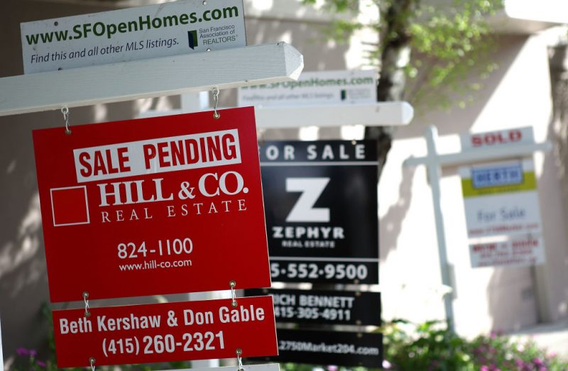 SAN FRANCISCO - MARCH 23: Real estate signs are posted in front of homes for sale March 23, 2010 in San Francisco, California. Sales of existing homes fell for the third straight month, falling 0.6 percent in February. (Photo by Justin Sullivan/Getty Images)