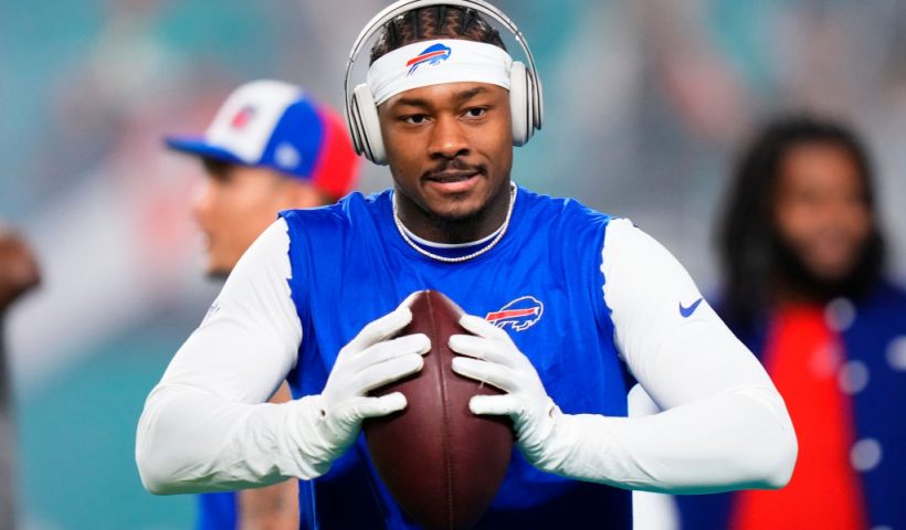 Stefon Diggs #14 of the Buffalo Bills warms up prior to a game against the Miami Dolphins at Hard Rock Stadium on January 07, 2024 in Miami Gardens, Florida. (Photo by Rich Storry/Getty Images)
