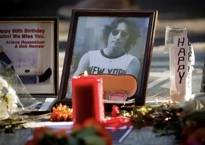 A memorial for late former Beatle John Lennon is seen at the "Imagine" mosaic in the Strawberry Fields section of Central Park to mark Lennon's 80th birthday, in New York City, U.S., October 9, 2020. REUTERS/Brendan McDermid/File Photo