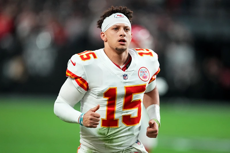 Kansas City Chiefs v Las Vegas Raiders
LAS VEGAS, NEVADA - JANUARY 07: Patrick Mahomes #15 of the Kansas City Chiefs runs off the field after the first half against the Las Vegas Raiders at Allegiant Stadium on January 07, 2023 in Las Vegas, Nevada. (Photo by Chris Unger/Getty Images)