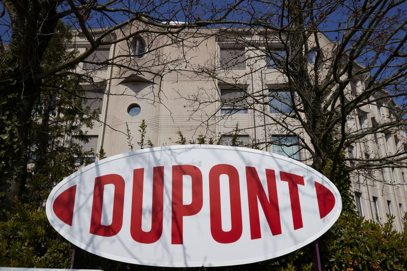 DuPont to offload majority stake in .8B Delrin resins unit.