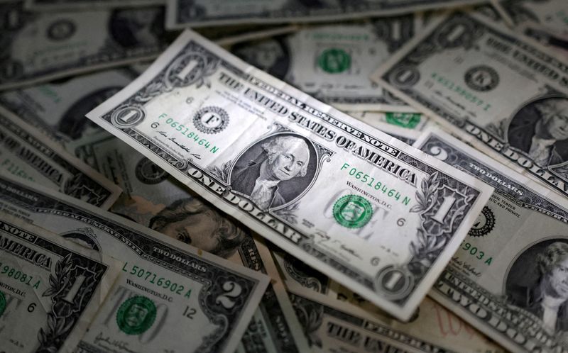 USD steady, set for eighth consecutive week of growth; yuan declines.