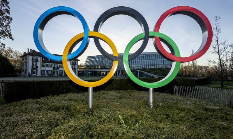 FILE PHOTO: A view shows the Olympic Rings in front of The Olympic House, headquarters of the International Olympic Committee (IOC), during the executive board meeting of the International Olympic Committee (IOC), in Lausanne, Switzerland, March 28, 2023. REUTERS/Denis Balibouse/File Photo
